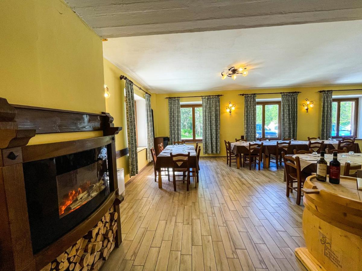 Hotel Al Sasso Di Stria Andraz Exterior foto